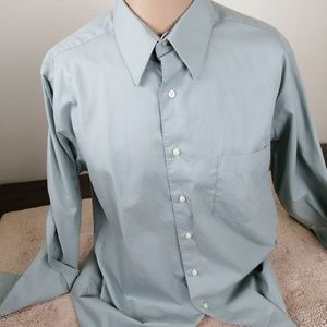 Covington  Wrinkle  free  Stain Button  Down Shirt